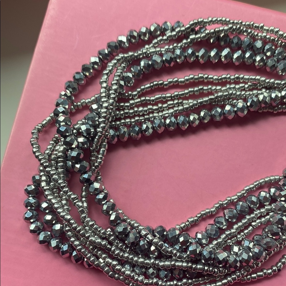Chic. Silver/Gray. Sparkly. Multi-Strand Bracelet. Gorgeous. Like NEW. - Picture 3 of 12